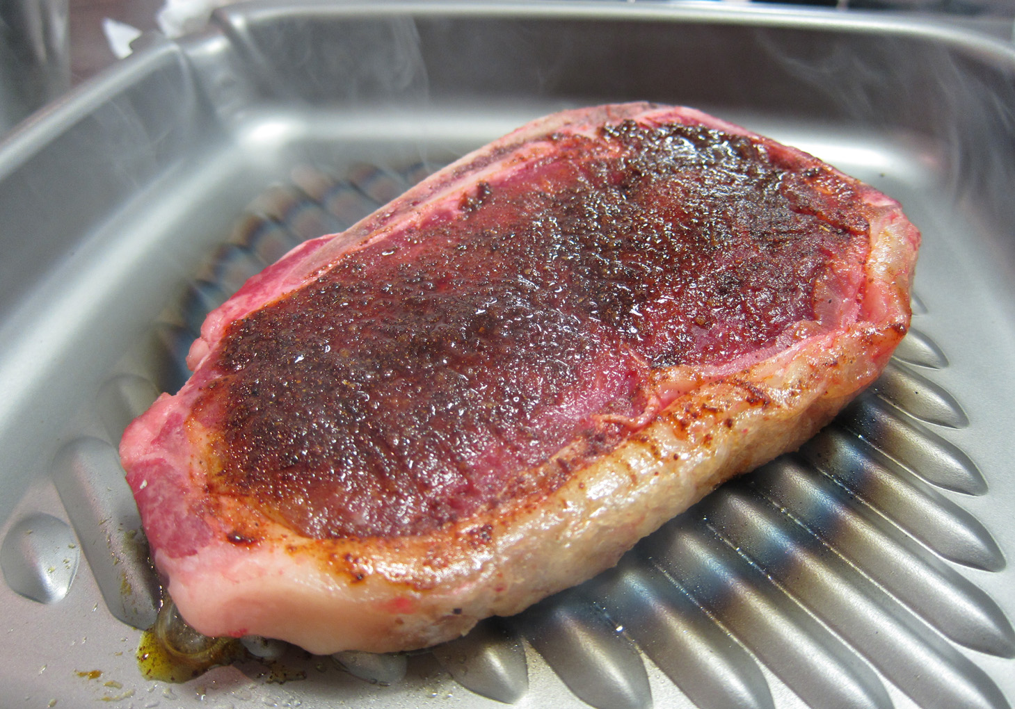 The Meat Elite grilling sirloin
